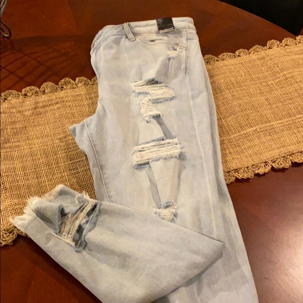 New York and Company destroyed boyfriend jeans